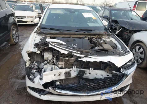 2020 Mazda Mazda3 Preferred Package z USA, uszkodzony, nr VIN JM1BPADL9L1171813